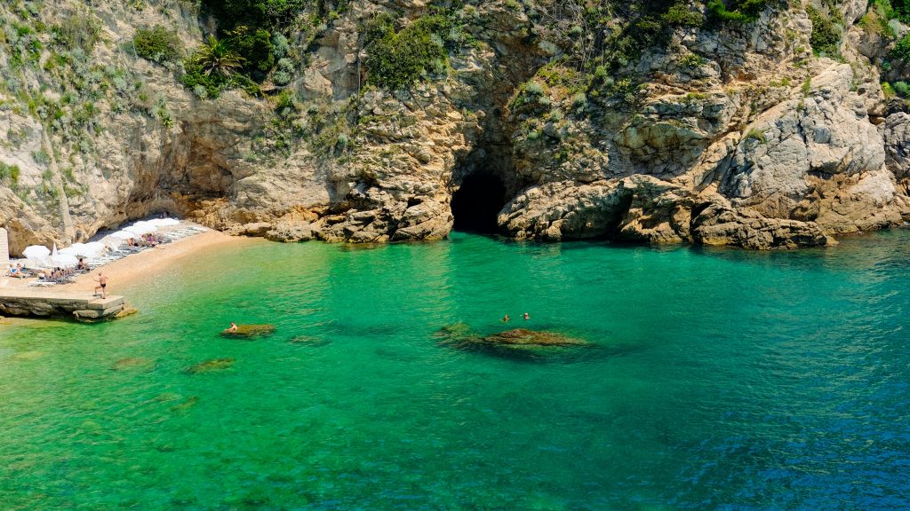 Dubrovnik hidden caves